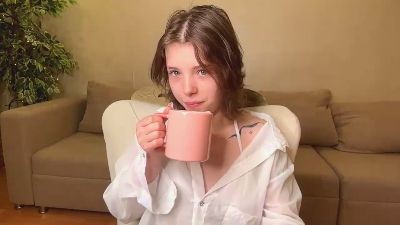 AimeeLach live cam on Cam4
