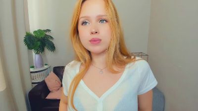 AimeePinera live cam on Cam4