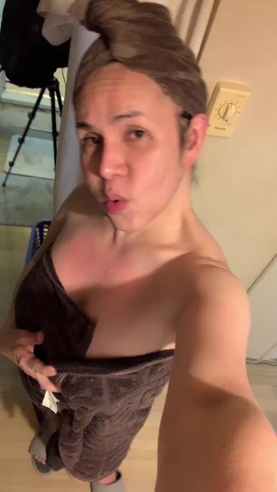 Aira777 live cam on Cam4