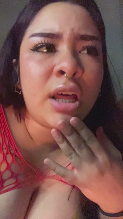 Aisuru live cam on Cam4