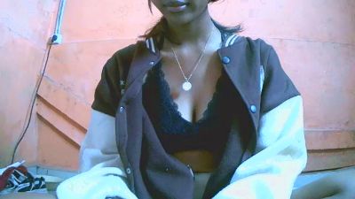 Akira_hikari live cam on Cam4