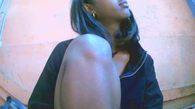Akira_hikari live cam on Cam4