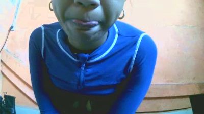 Akira_hikari live cam on Cam4