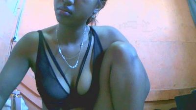 Akira_hikari live cam on Cam4