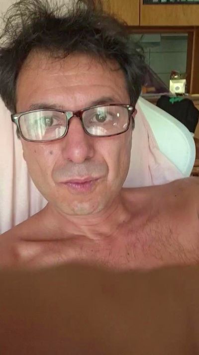 Akunapatata81 live cam on Cam4