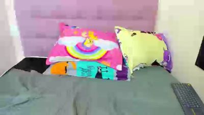 Alaia_wish live cam on Cam4