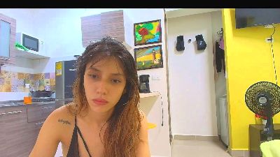 Alaiapink live cam on Cam4
