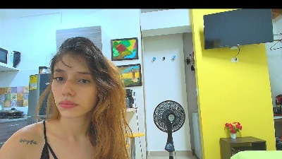 Alaiapink live cam on Cam4