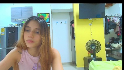Alaiapink live cam on Cam4
