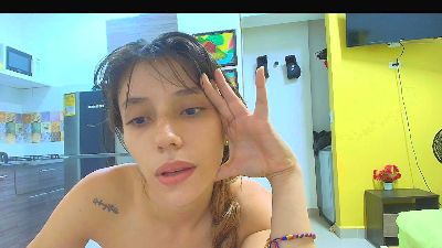 Alaiapink live cam on Cam4