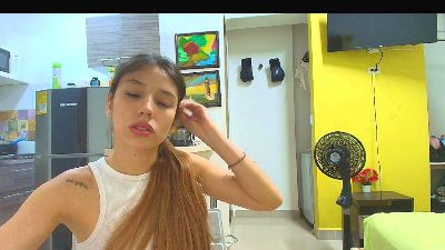 Alaiapink live cam on Cam4