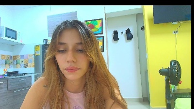 Alaiapink live cam on Cam4