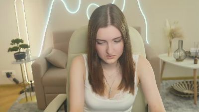 AlaineBozovich live webcam show