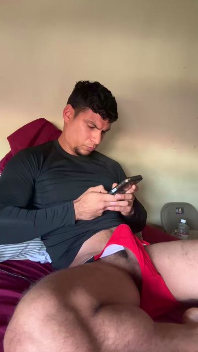 AlanTllz live cam on Cam4