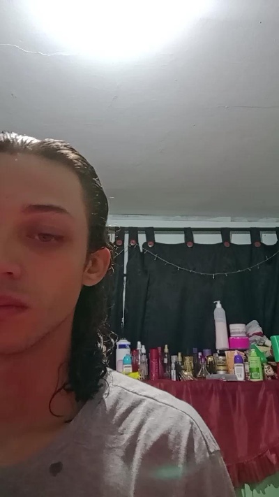 Alan_200 live cam on Cam4