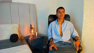Alan_Colthon live cam on Cam4