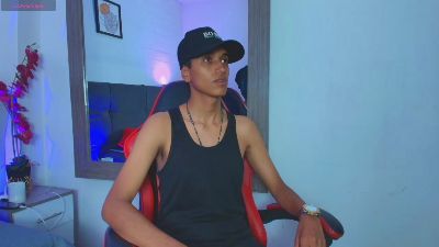 Alan_Colthon live cam on Cam4