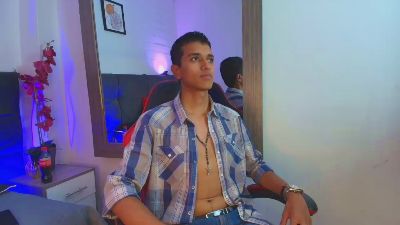 Alan_Colthon live cam on Cam4