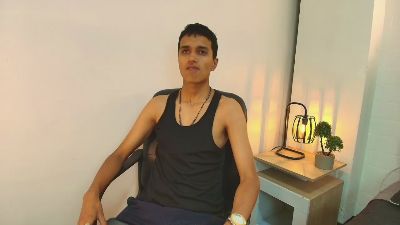 Alan_Colthon live cam on Cam4