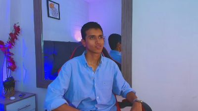 Alan_Colthon live cam on Cam4