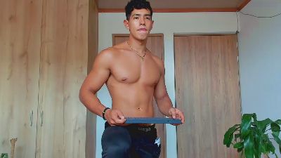 Alan_Pitt1 live cam on Cam4