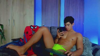 Alan_Pitt1 live cam on Cam4