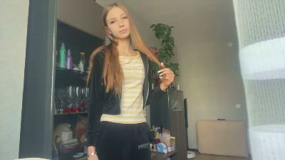 AlanaLoseth live cam on Cam4