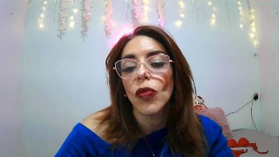 AlanaV live cam on Cam4