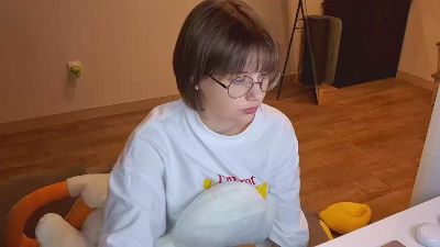 AlanaWademan live cam on Cam4