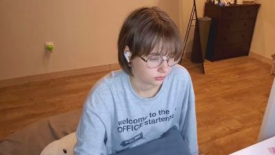 AlanaWademan live cam on Cam4