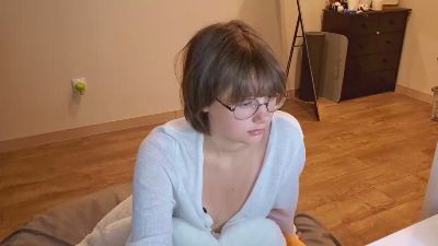 AlanaWademan live cam on Cam4