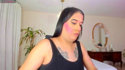 Alana__dolls_ live cam on Cam4