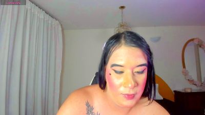 Alana__dolls_ live cam on Cam4