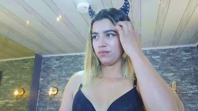 Alana_rode live cam on Cam4