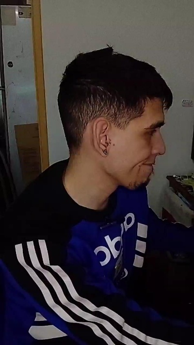 Alanchiito live cam on Cam4