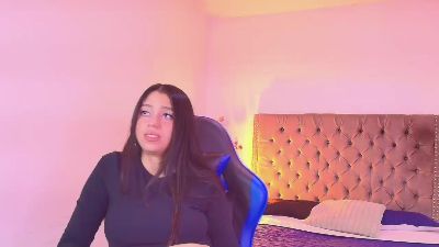 AlannaSwetie live cam on Cam4