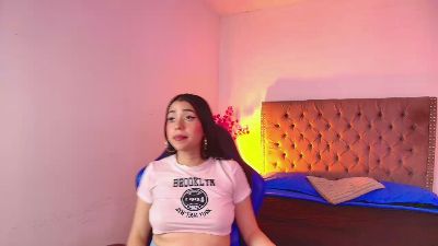 AlannaSwetie live cam on Cam4
