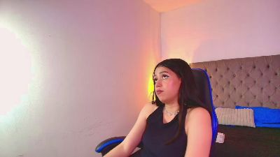AlannaSwetie live cam on Cam4