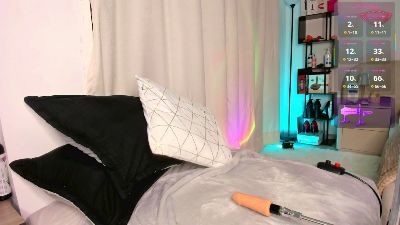 Alarasi_1 live cam on Cam4