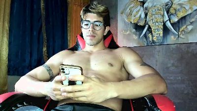 Alastor_grey live cam on Cam4