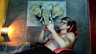 Alastor_grey live cam on Cam4