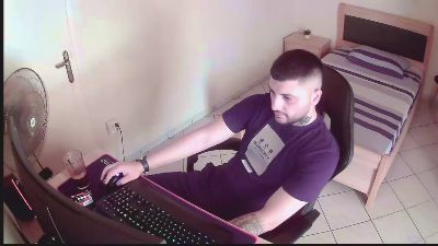 AlbanianFker21 live cam on Cam4