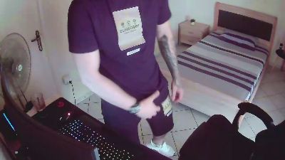 AlbanianFker21 live cam on Cam4