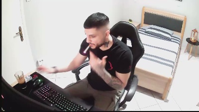 AlbanianFker21 live cam on Cam4