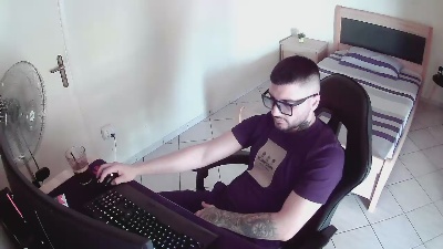 AlbanianFker21 live cam on Cam4