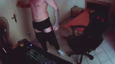 AlbanianFker21 live cam on Cam4