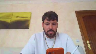 Alber21aa live cam on Cam4
