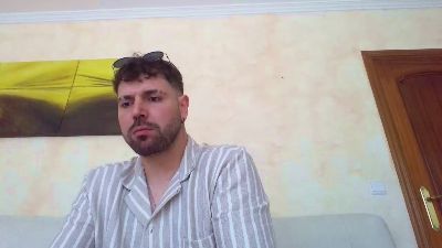 Alber21aa live cam on Cam4