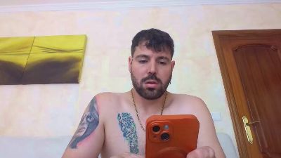 Alber21aa live cam on Cam4