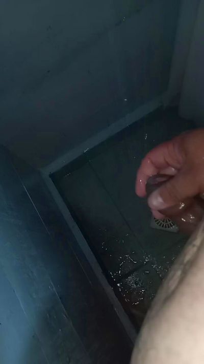 Albert6 live cam on Cam4